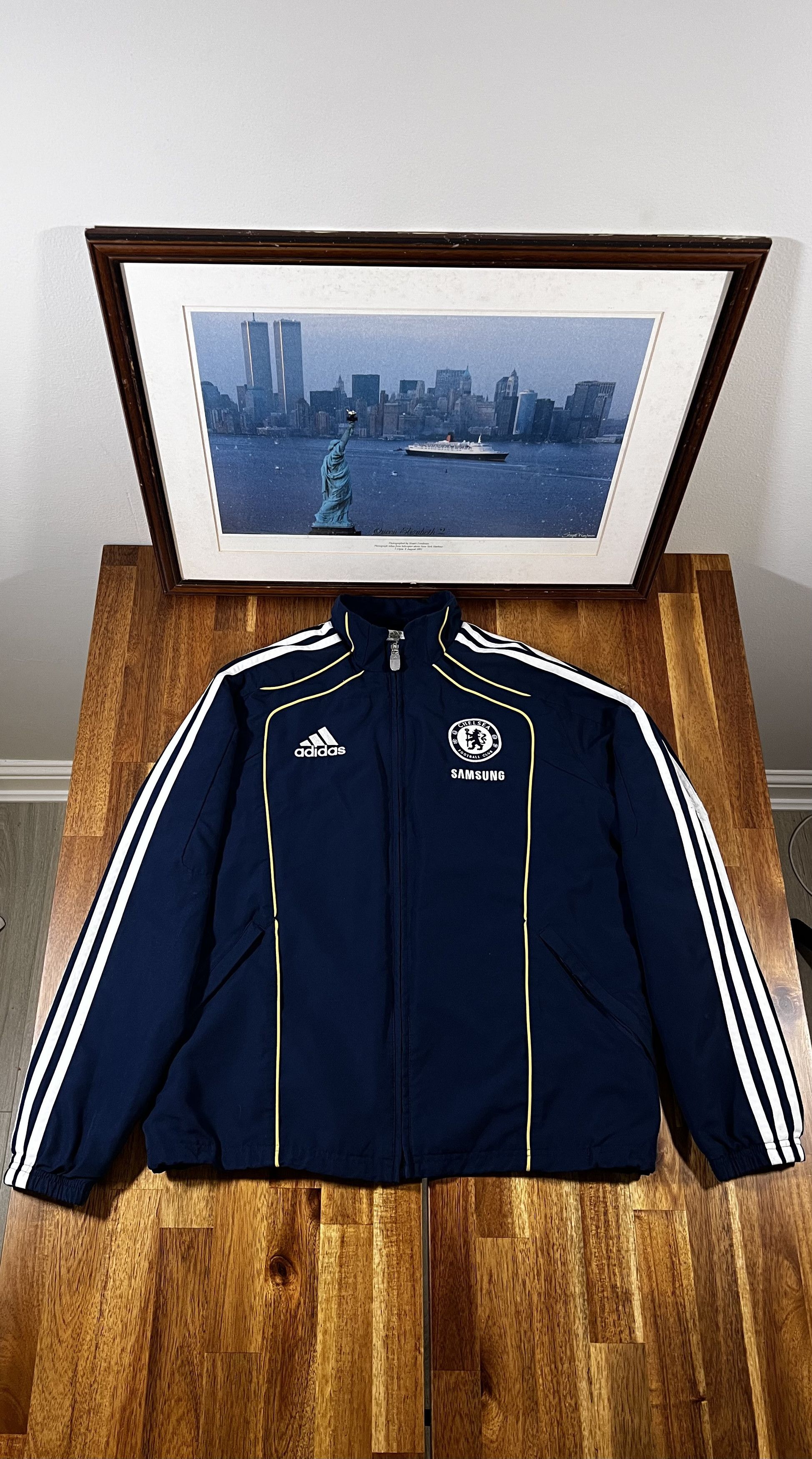 Adidas 2010-11 Chelsea adidas Track Jacket Large Size US L / EU 52-54 / 3 - 1 Thumbnail