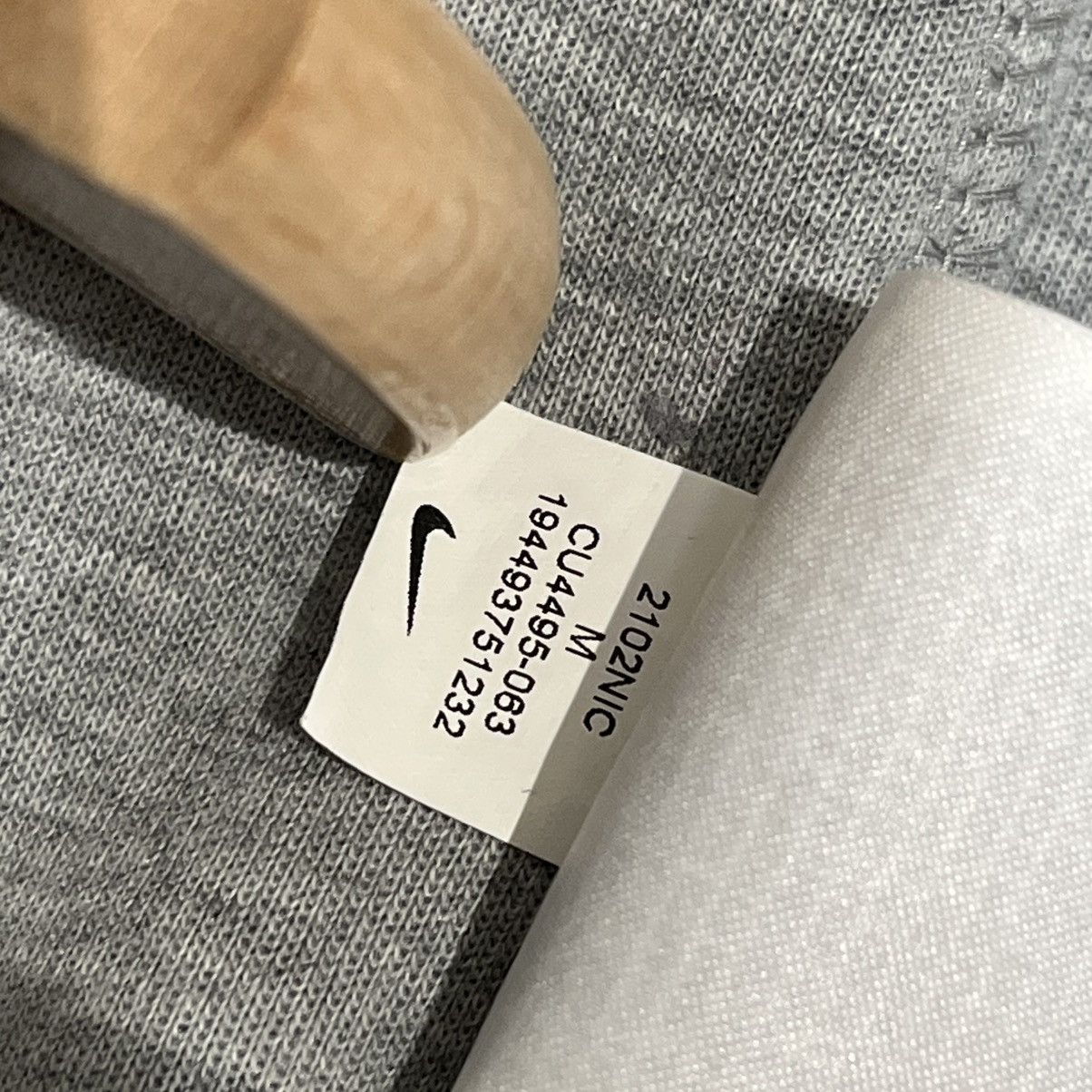 Nike Nike Tech Fleece Joggers Dark Grey Heather/Black Size US 32 / EU 48 - 11 Thumbnail