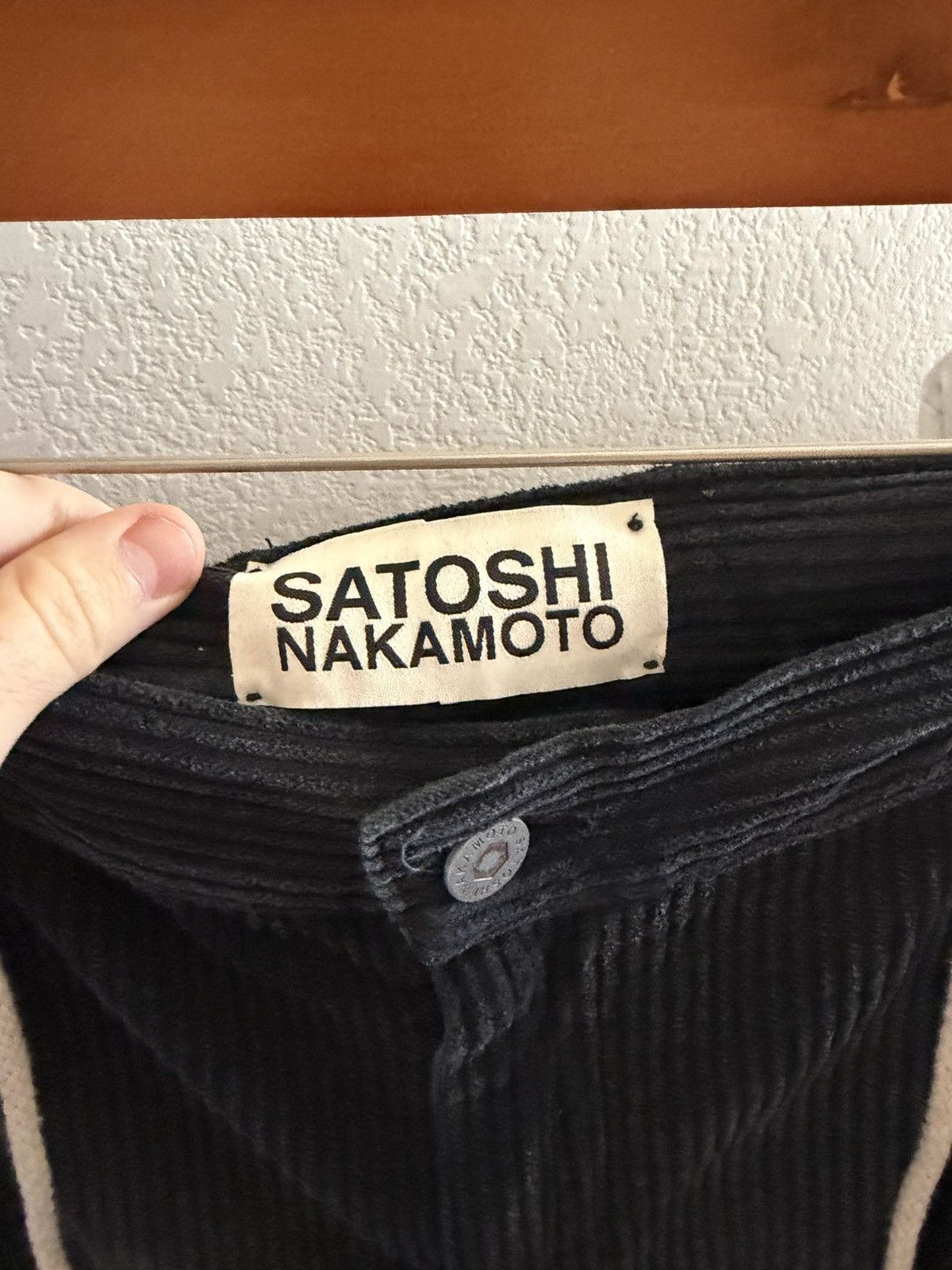 Satoshi Nakamoto Satoshi Nakamoto 3/4 Cargo Shorts Size US 40 / EU 56 - 3 Thumbnail