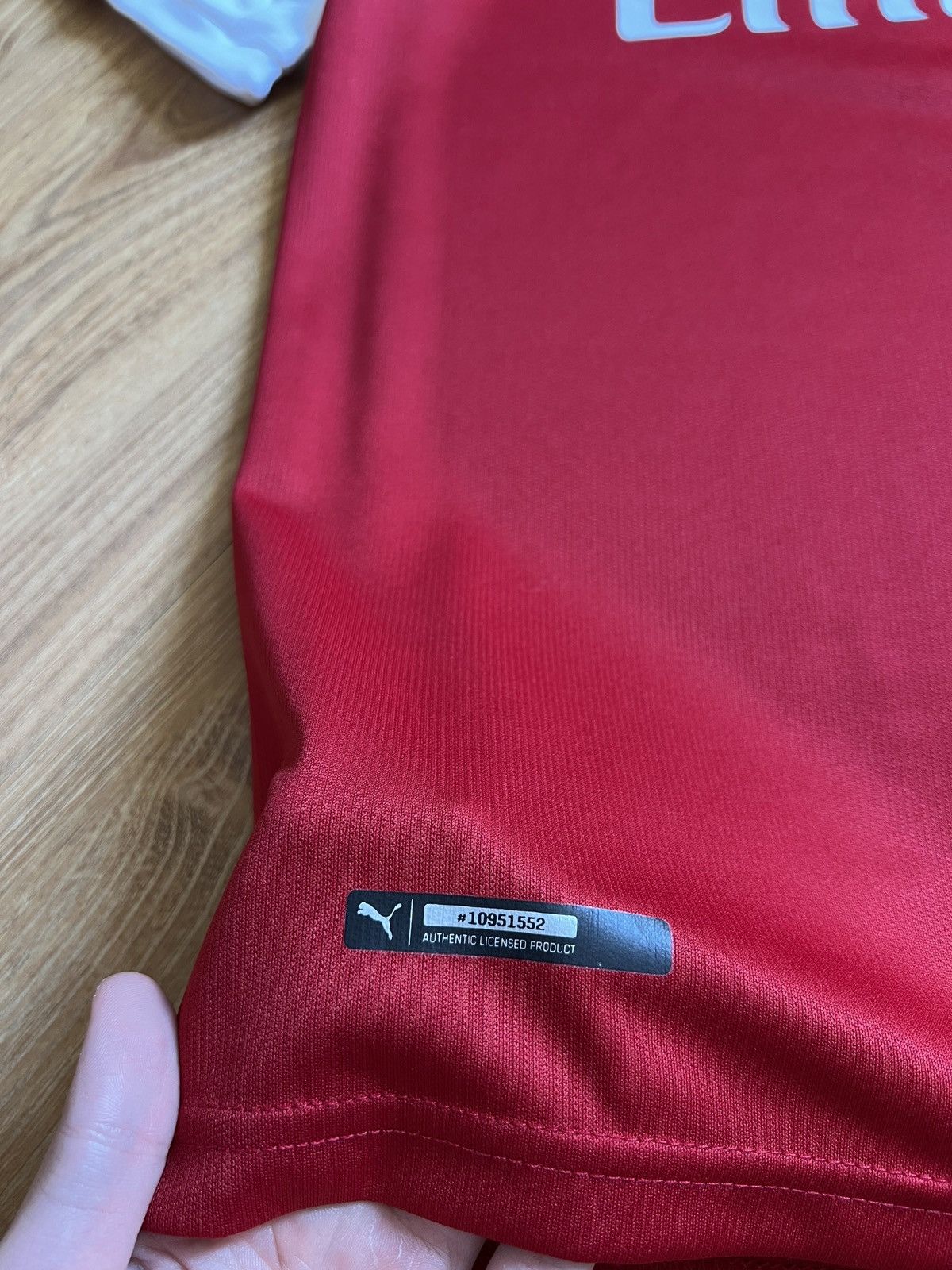 Puma × Vintage Arsenal 17/18 Home Jersey Lacazette #9 Size US M / EU 48-50 / 2 - 7 Thumbnail