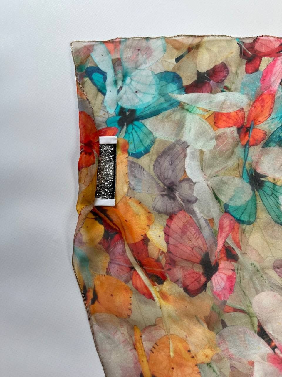 Blumarine Vintage Blumarine Luxury Silk Scarf butterflies pattern Size ONE SIZE - 5 Thumbnail
