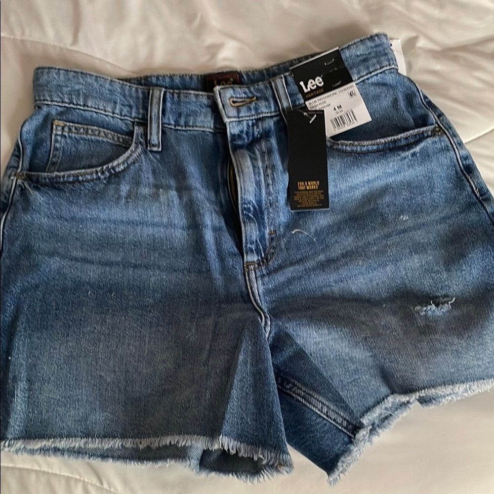 Lee Lee Women's Blue Denim vintage look Shorts Size 27" / US 4 / IT 40 - 1 Preview