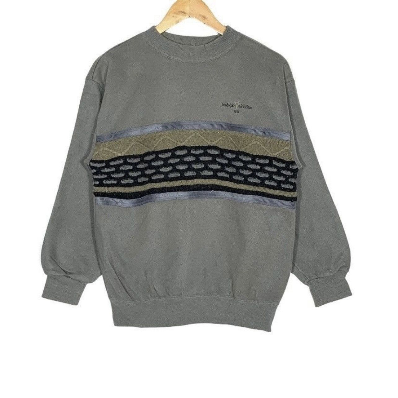 Valentino Rudolph valentino sweatshirt small logo embroidered Size US M / EU 48-50 / 2 - 1 Thumbnail