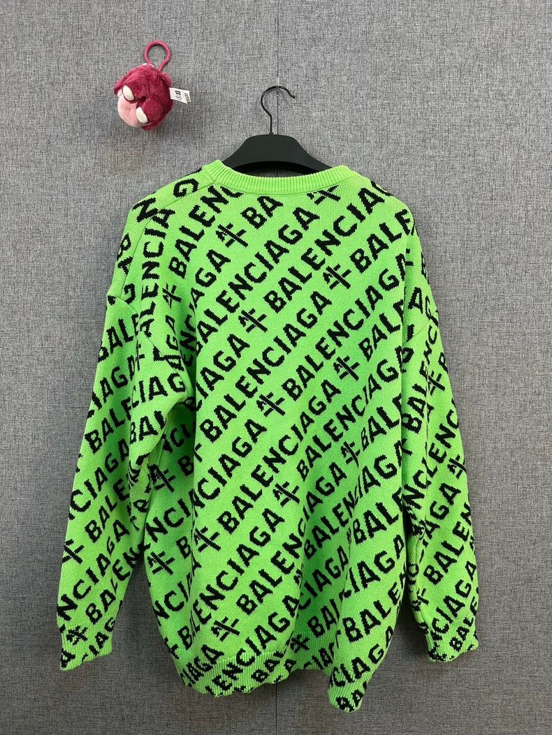 Balenciaga Balenciaga Green Bulletproof Sweater Size L Size US L / EU 52-54 / 3 - 2 Thumbnail