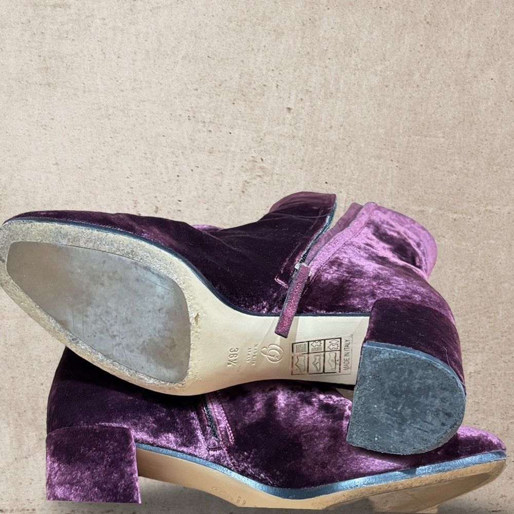 M.Gemi M. Gemi Italian Velvet Ankle Boots Size US 8 / IT 38 - 3 Thumbnail
