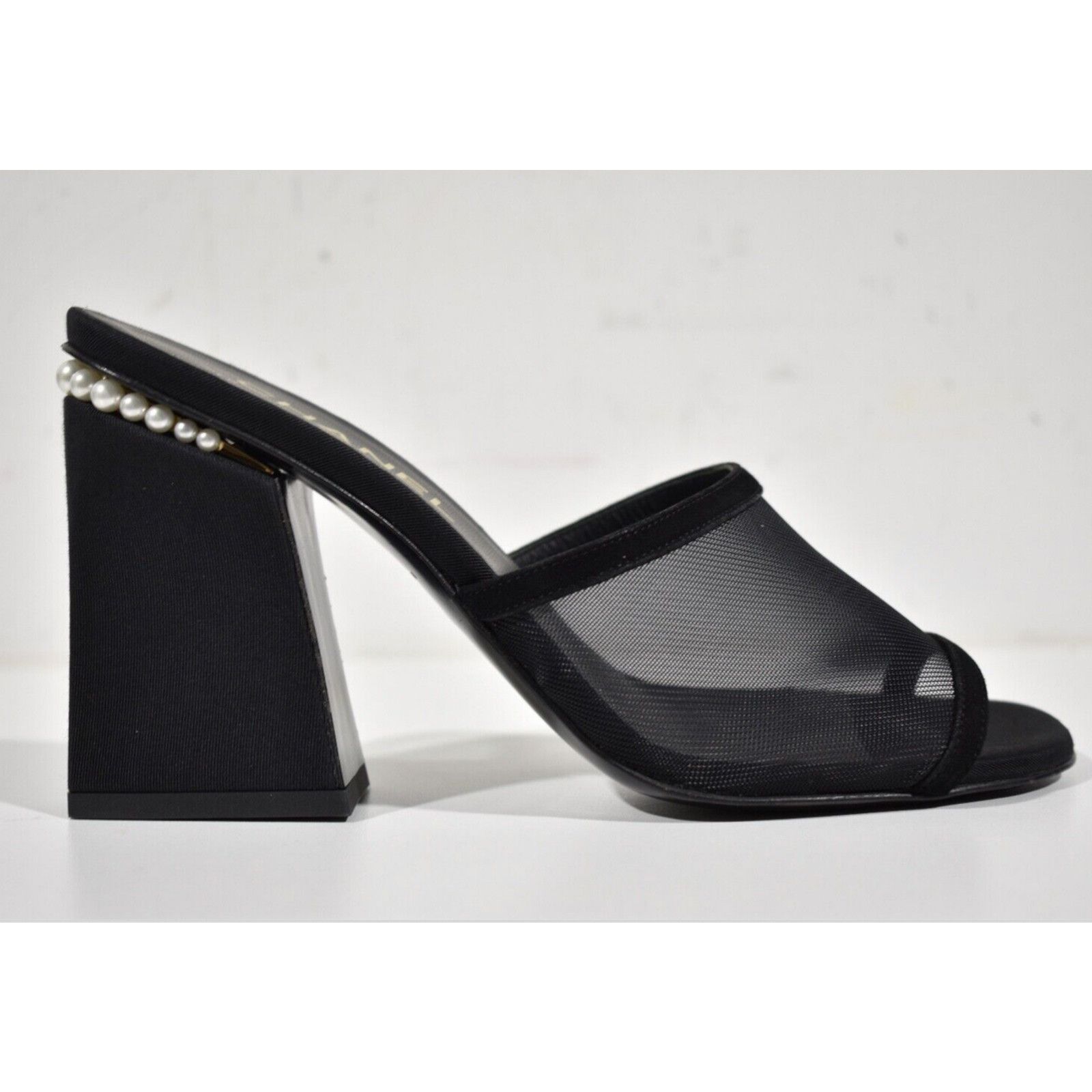 Chanel 22A Pearl CC Logo Block Heel Backless Mule Sandal Pump 40.5 Size US 10.5 / IT 40.5 - 2 Thumbnail