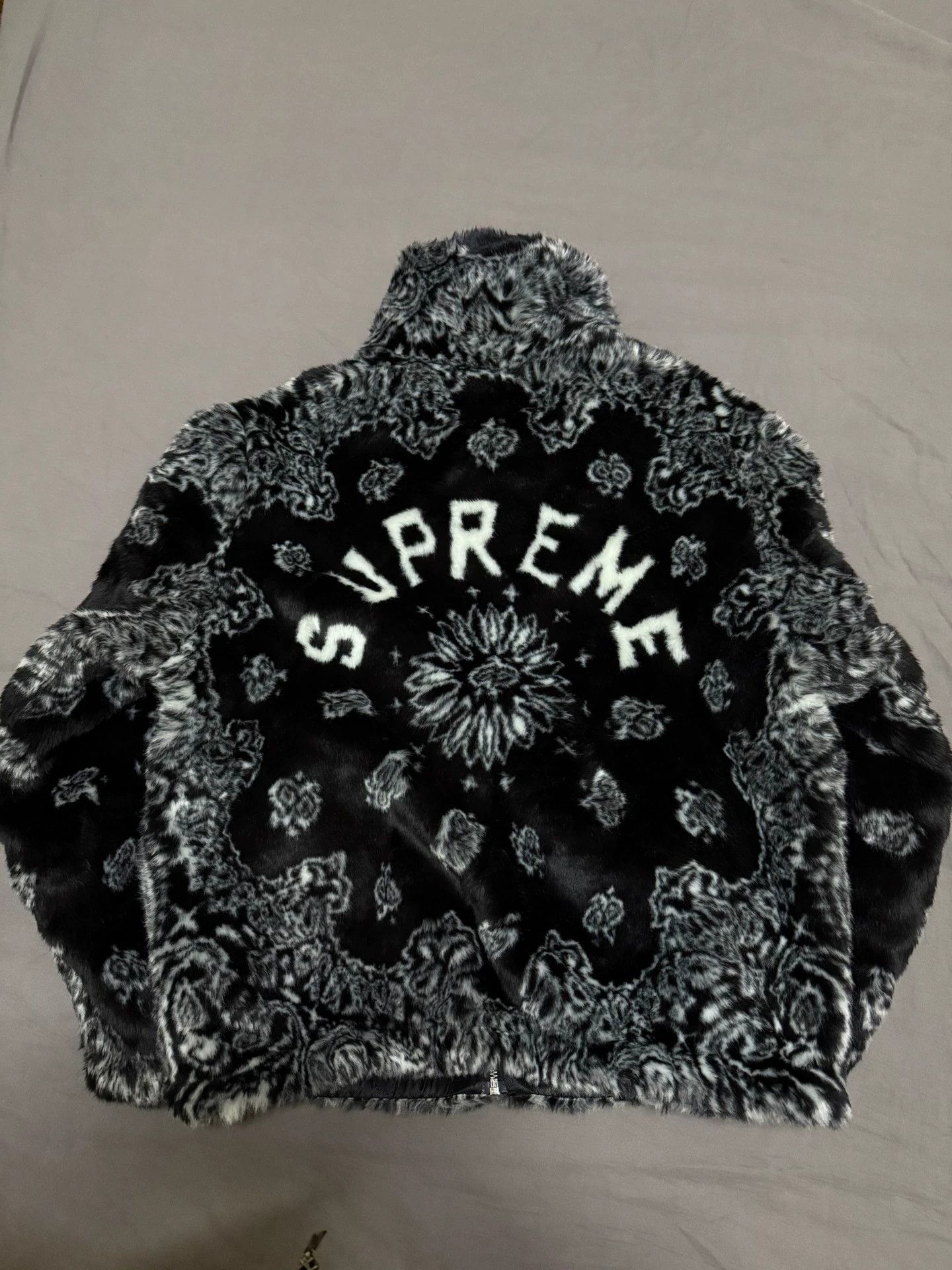Supreme Supreme Bandana Fur Bomber Jacket M New Size US M / EU 48-50 / 2 - 2 Thumbnail