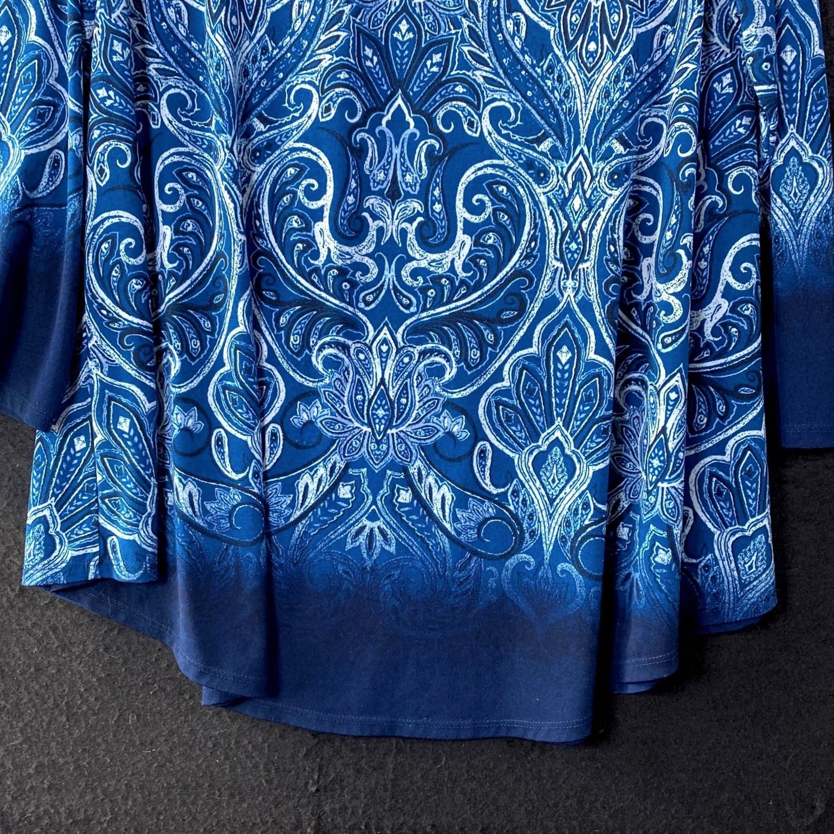 Vintage Chicos Womens Blouse Blue Geometric Paisley V Neck Tunic Stretch S Regular Retailed Size S / US 4 / IT 40 - 3 Thumbnail