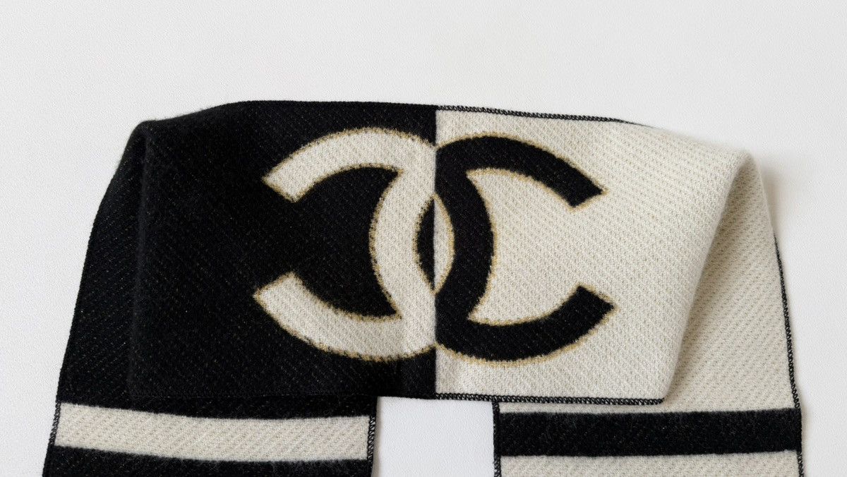 Chanel ‘2024 Manchester Show’ Football Scarf Size ONE SIZE - 4 Thumbnail
