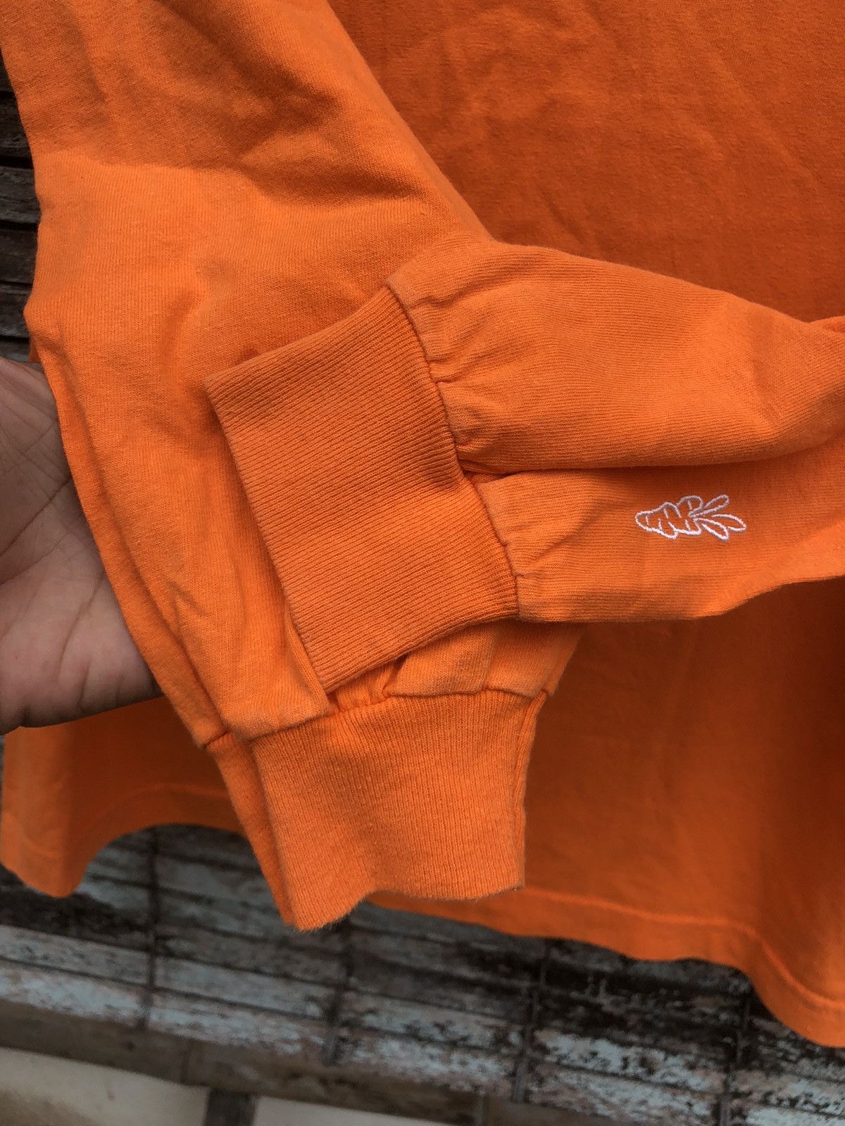Xlarge Xlarge X Anwar Carrots Spellout Backhit L/S Tshirt Size US M / EU 48-50 / 2 - 13 Thumbnail