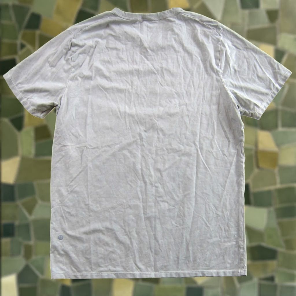 Lululemon Lululemon Grey Washed Look Soft Cotton Crew Neck Short Sleeve T-Shirt Men Medium Size US M / EU 48-50 / 2 - 1 Thumbnail