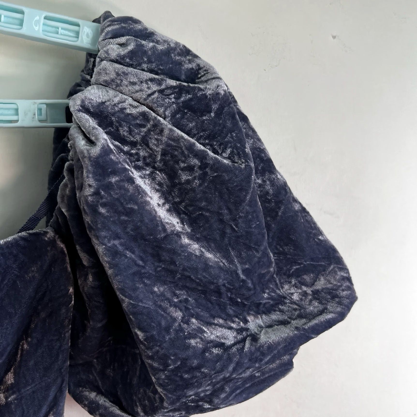 Anthropologie Anthropologie The Femme Velvet Jumpsuit Women Size 2 Blue Halter Sleeveless Wide-Leg Floral Belted Zip - Womens Size 26" / US 2 / IT 38 - 5 Thumbnail