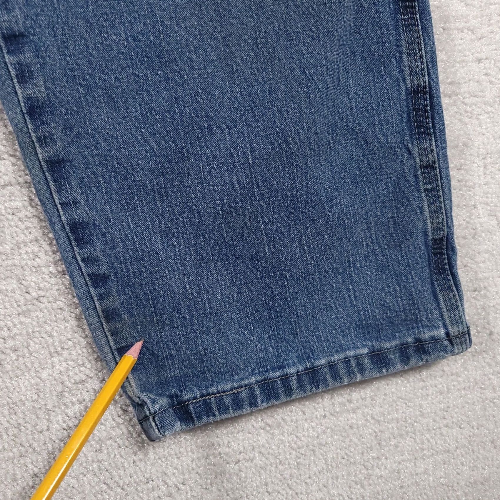 Wrangler VINTAGE Wrangler Jeans Carpenter Mens 42x30 Denim Workwear Straight Leg Jeans Regular Mens Blue Denim Workwear 42x30 Straight Leg Wrangler Mens Jeans Size US 42 / EU 58 - 7 Thumbnail