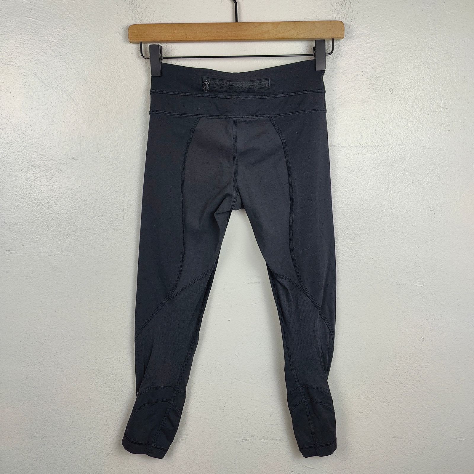 Lululemon Lululemon Crop Leggings Womens 2 Running Lightweight Size 26" / US 2 / IT 38 - 6 Thumbnail