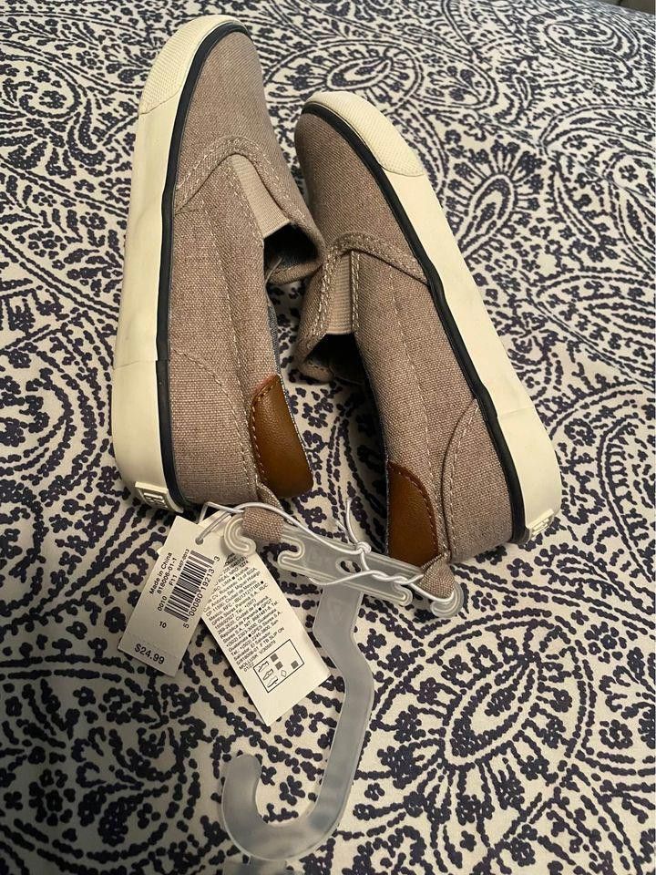 Old Navy Size 10 Old Navy Toddler Shoes Size ONE SIZE - 3 Thumbnail