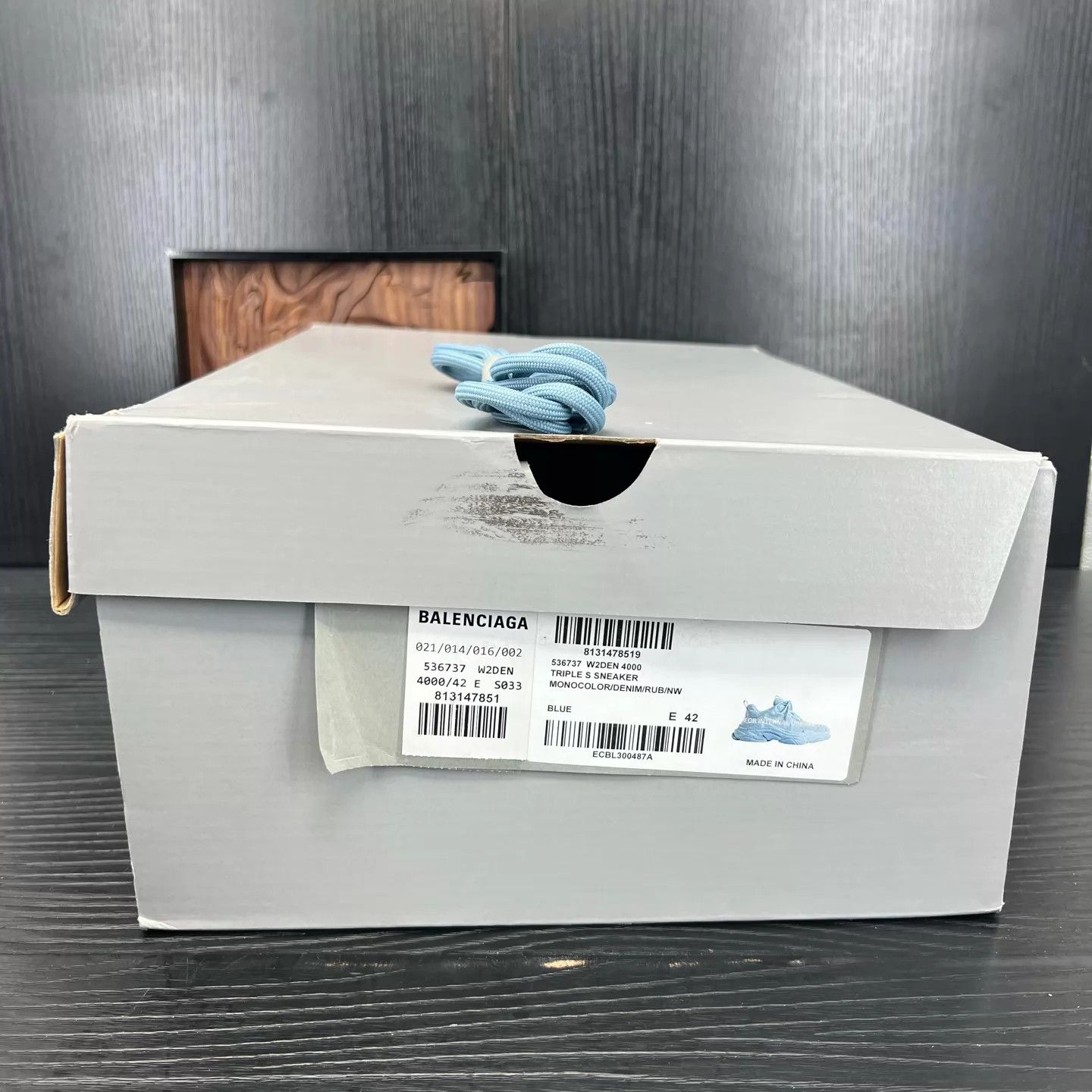 Balenciaga Balenciaga Triples Washed Denim 42 Original Box Worn 2x Size US 9 / EU 42 - 9 Thumbnail