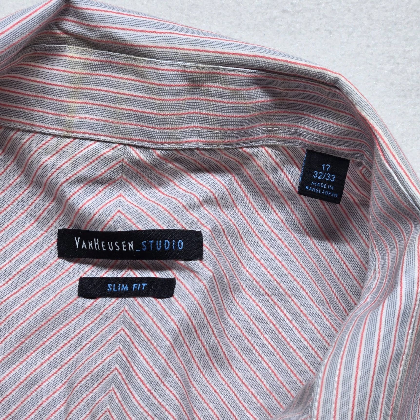 Van Heusen Van Heusen Studio Gray White Striped Slim Fit Button Up Shirt Adult Men 17 32/33 Size US XL / EU 56 / 4 - 3 Thumbnail