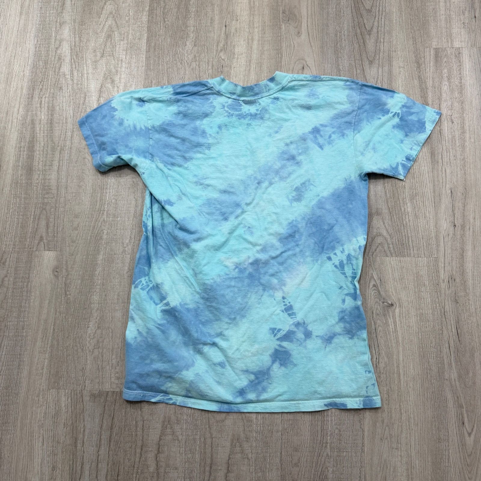 Vintage Vintage Dolphin Yin Yang Shirt Large Blue 1985 Single Stitch Size US L / EU 52-54 / 3 - 8 Thumbnail