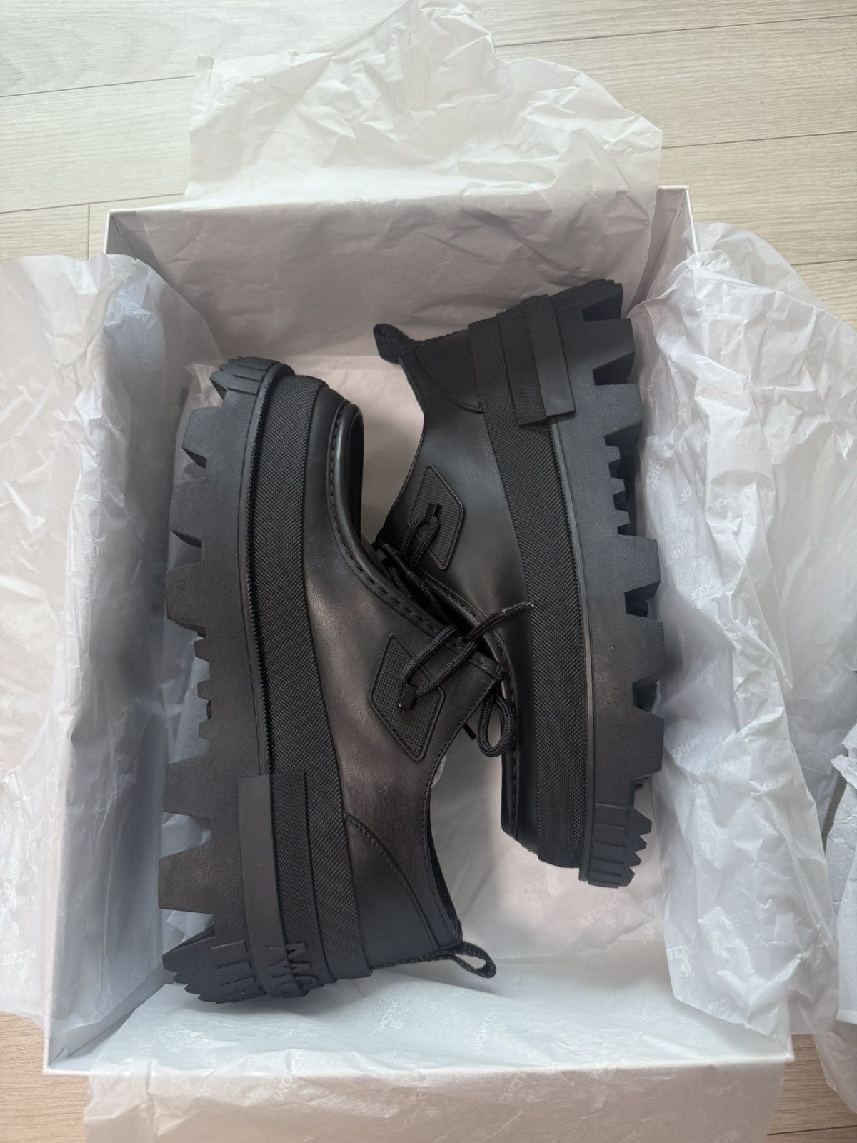 Moncler [New] Moncler leather Loafers 41-42size Size US 8.5 / EU 41-42 - 1 Thumbnail