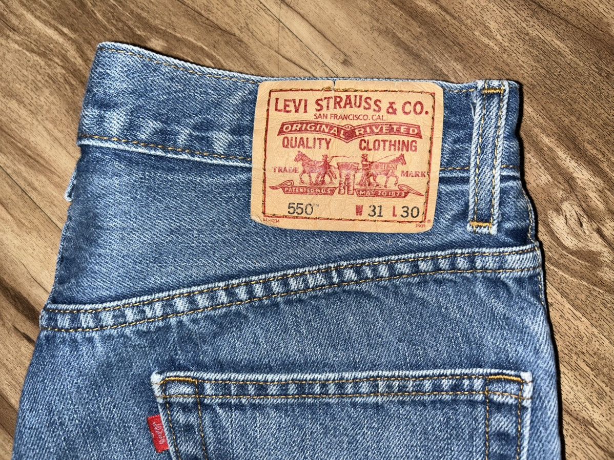 Levi's Levi's 550 Relaxed Fit Blue Jeans Size 31" - 3 Thumbnail