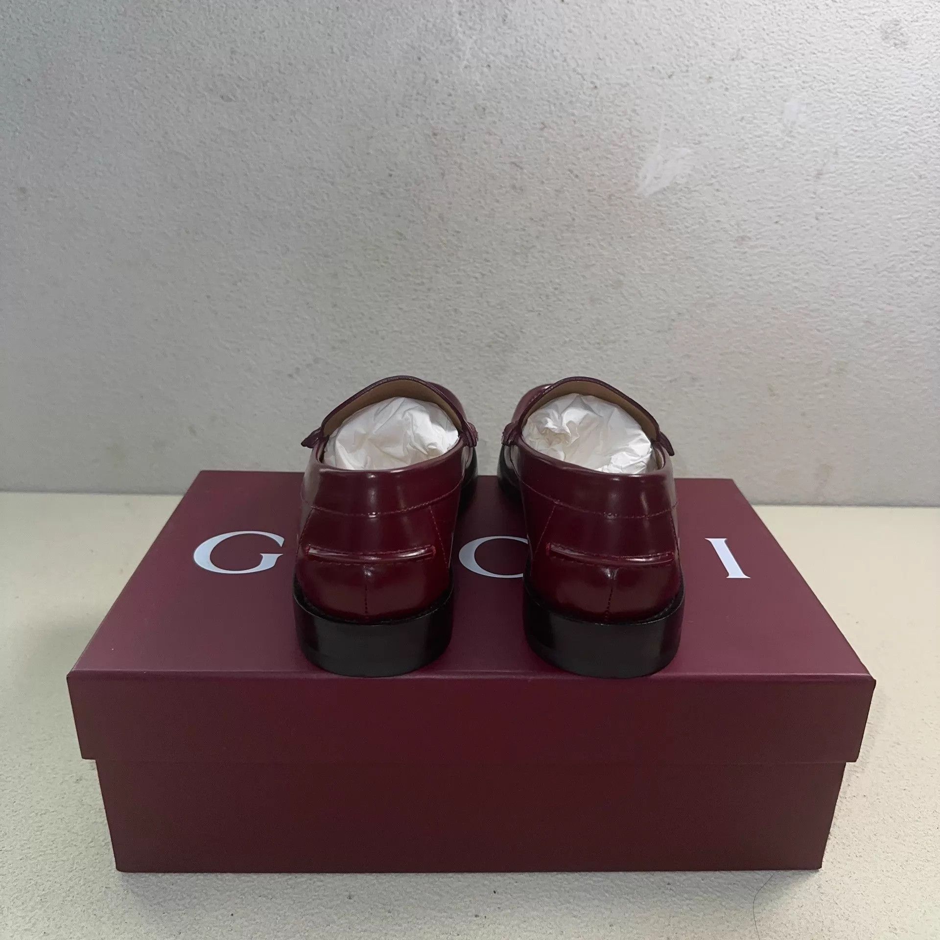 Gucci GUCCI GG Marmont women's deep burgundy low-top loafers Size US 6.5 / IT 36.5 - 3 Thumbnail