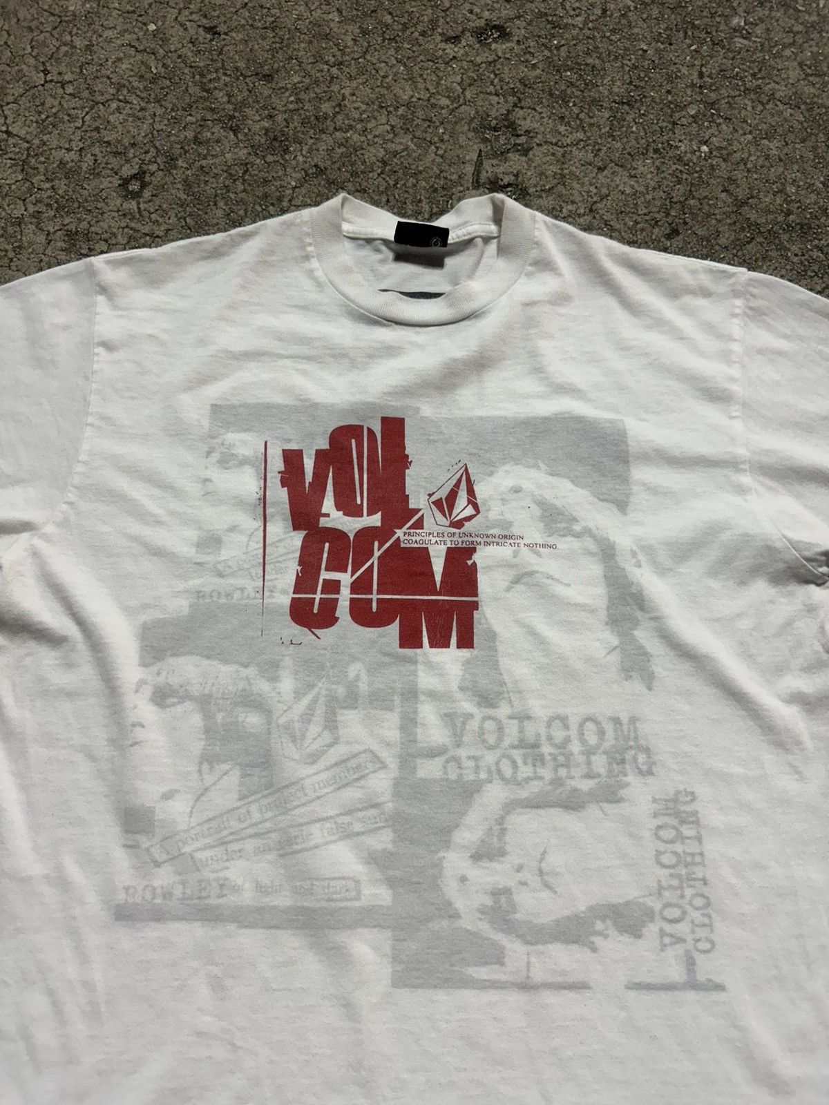 Volcom Rare!! Vintage Volcom 2003s Tee Size US M / EU 48-50 / 2 - 2 Thumbnail