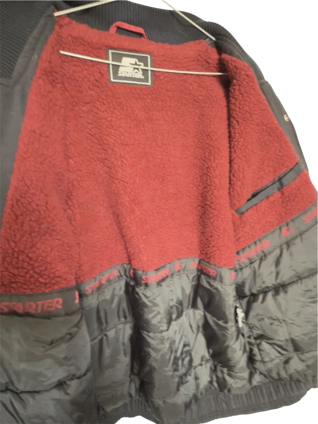 Starter Vintage varsity puffer bomber jacket shearling lining size L Size US L / EU 52-54 / 3 - 12 Thumbnail