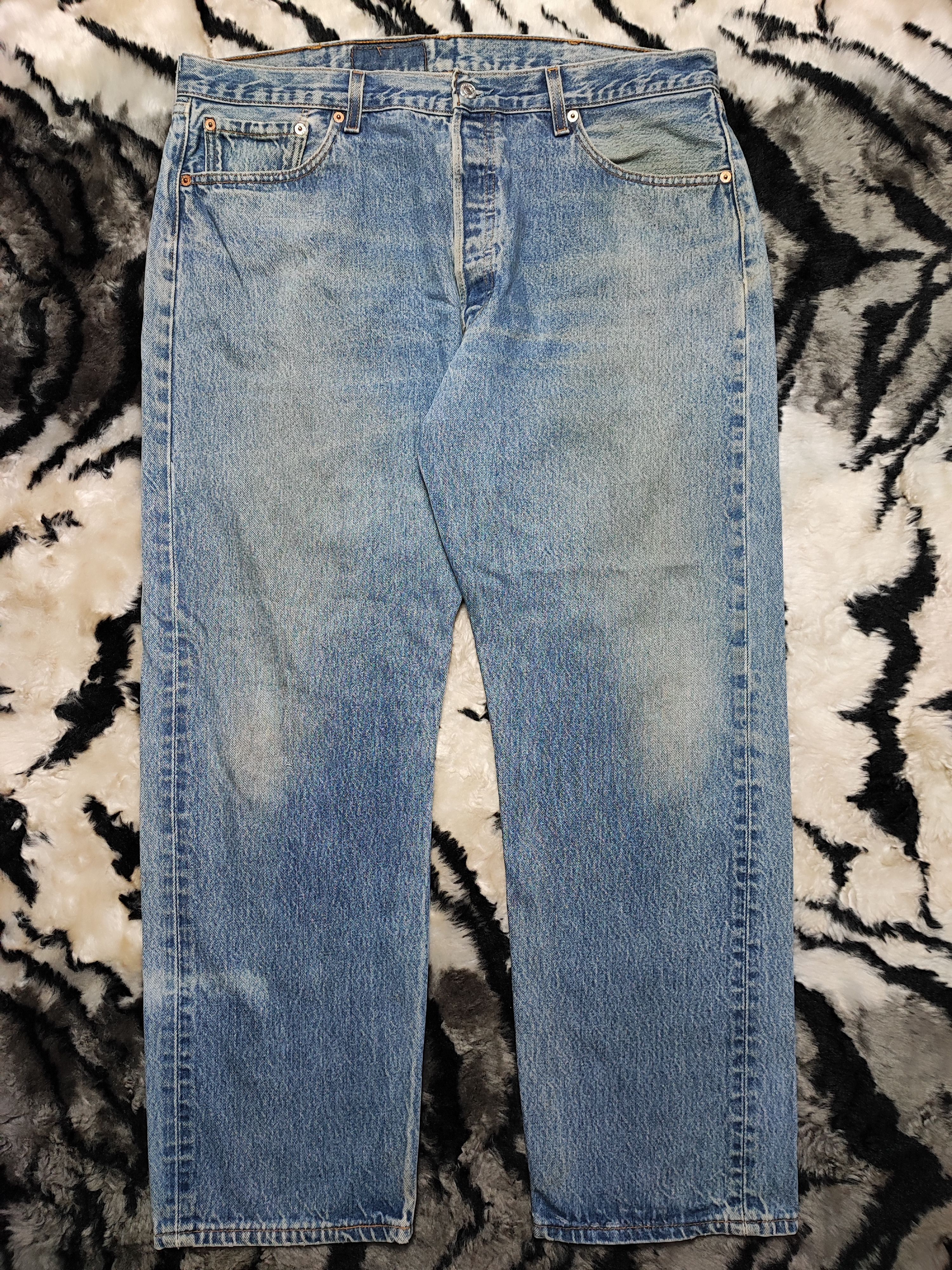 Levi's Vintage Clothing Vintage Levis 501xx Fly Button Jeans Size US 37 - 2 Thumbnail