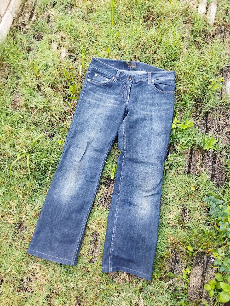 Fendi Cropped Blue Jeans