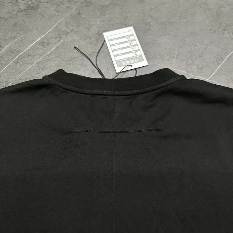 Givenchy Givenchy I FEEL LOVE Short Sleeve Size M Size US M / EU 48-50 / 2 - 5 Thumbnail