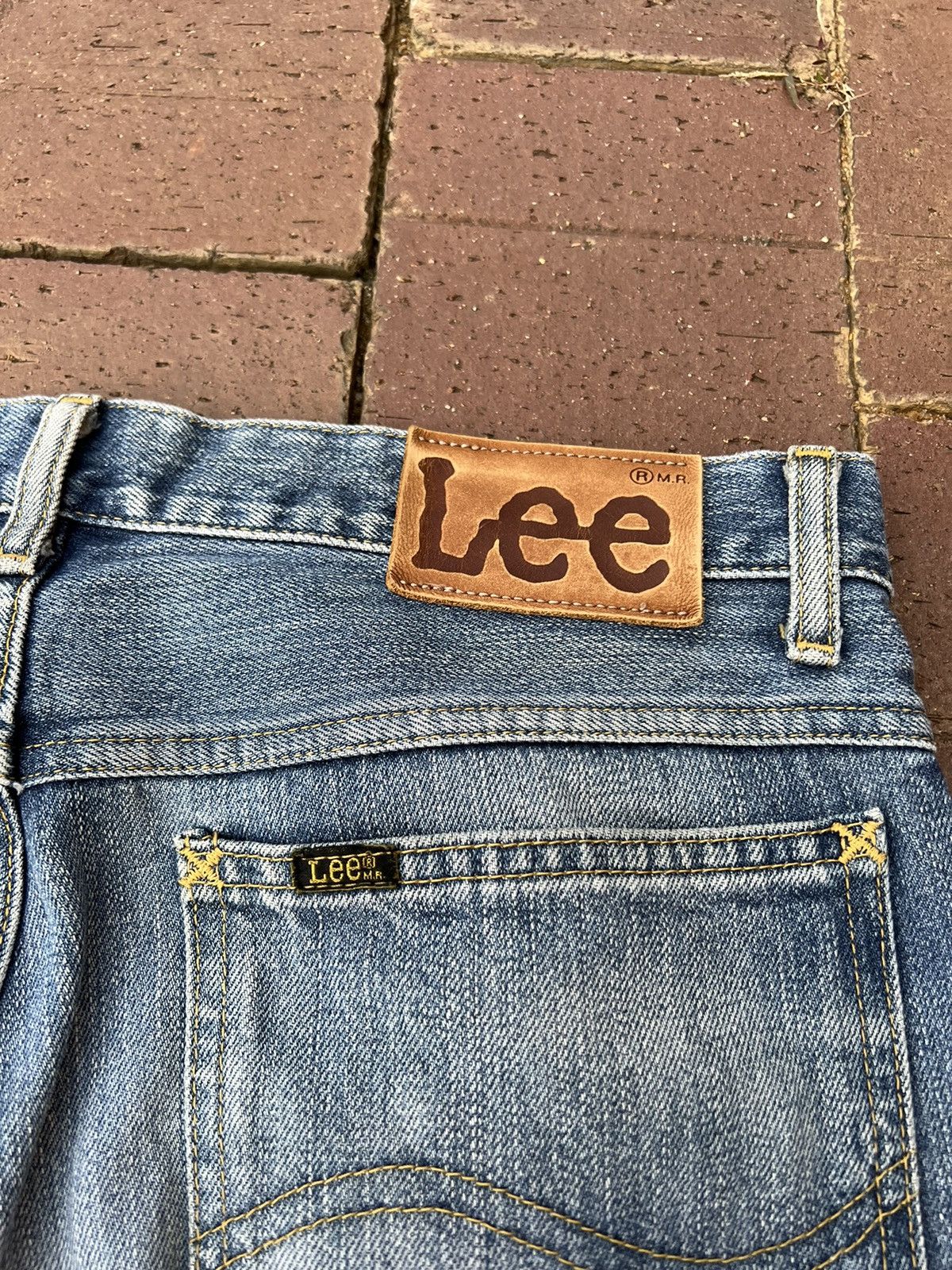 Japanese Brand × Lee VTG LEE RIDERS DISTRESSED JEANS VERY RARE Size US 31 - 11 Thumbnail