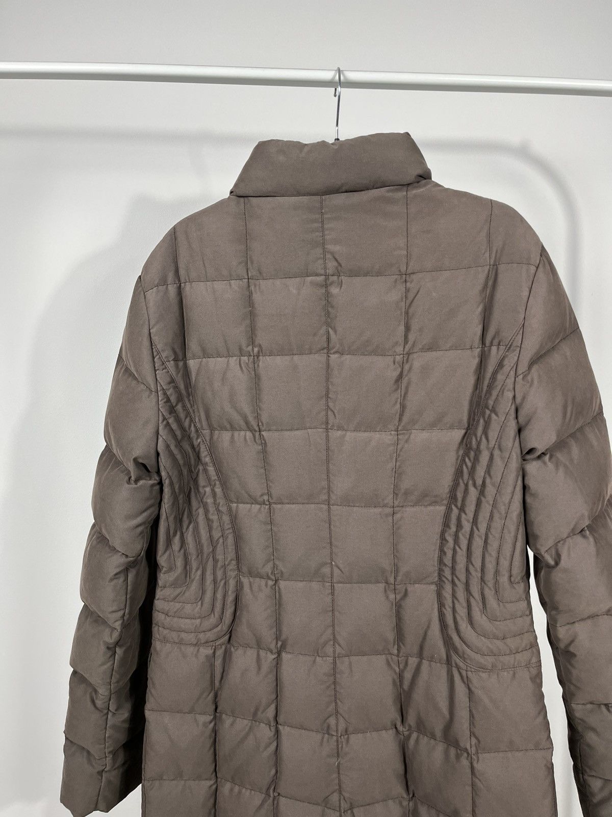 Moncler Moncler Vintage Brown Down Puffer Long Coat Women’s Size L / US 10 / IT 46 - 13 Thumbnail