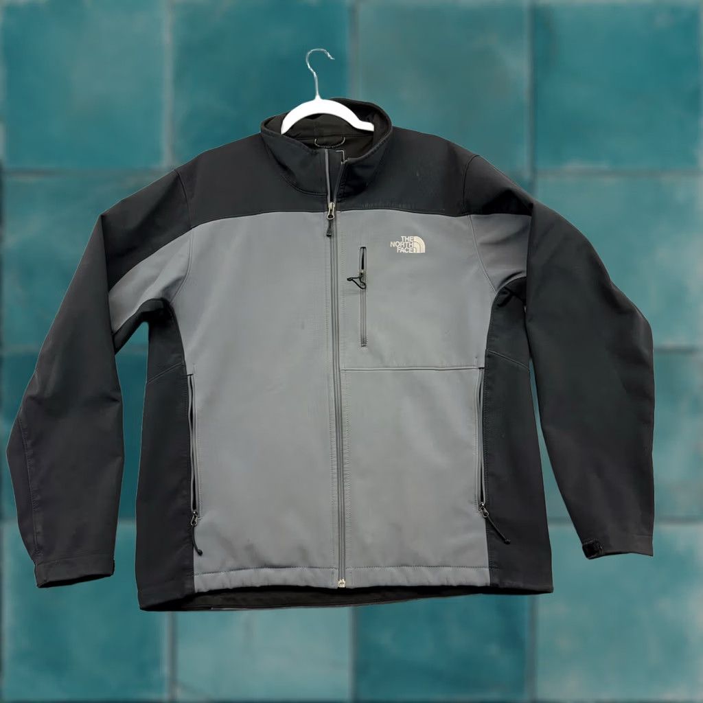 The North Face NORTH FACE Apex Bionic Jacket L Gray Windbreaker Softshell Water Resistant Full Zip Size US L / EU 52-54 / 3 - 1 Thumbnail