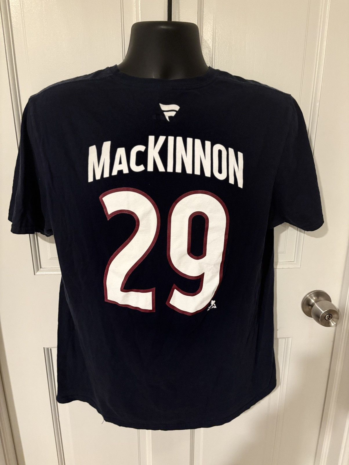 Other Colorado Avalanche #29 Nathan Mackinnon Men’s large t shirt Size US L / EU 52-54 / 3 - 10 Thumbnail