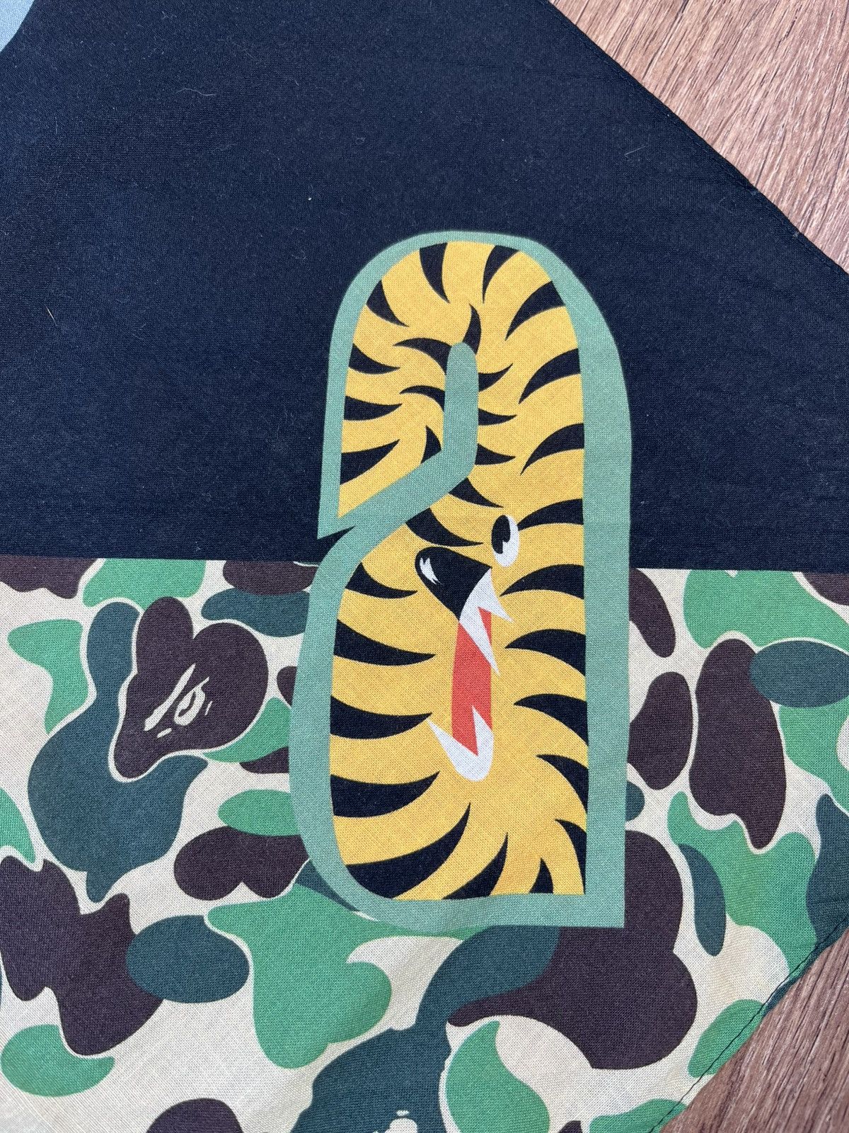 Bape ABC Camo Shark Bandana Size ONE SIZE - 8 Thumbnail