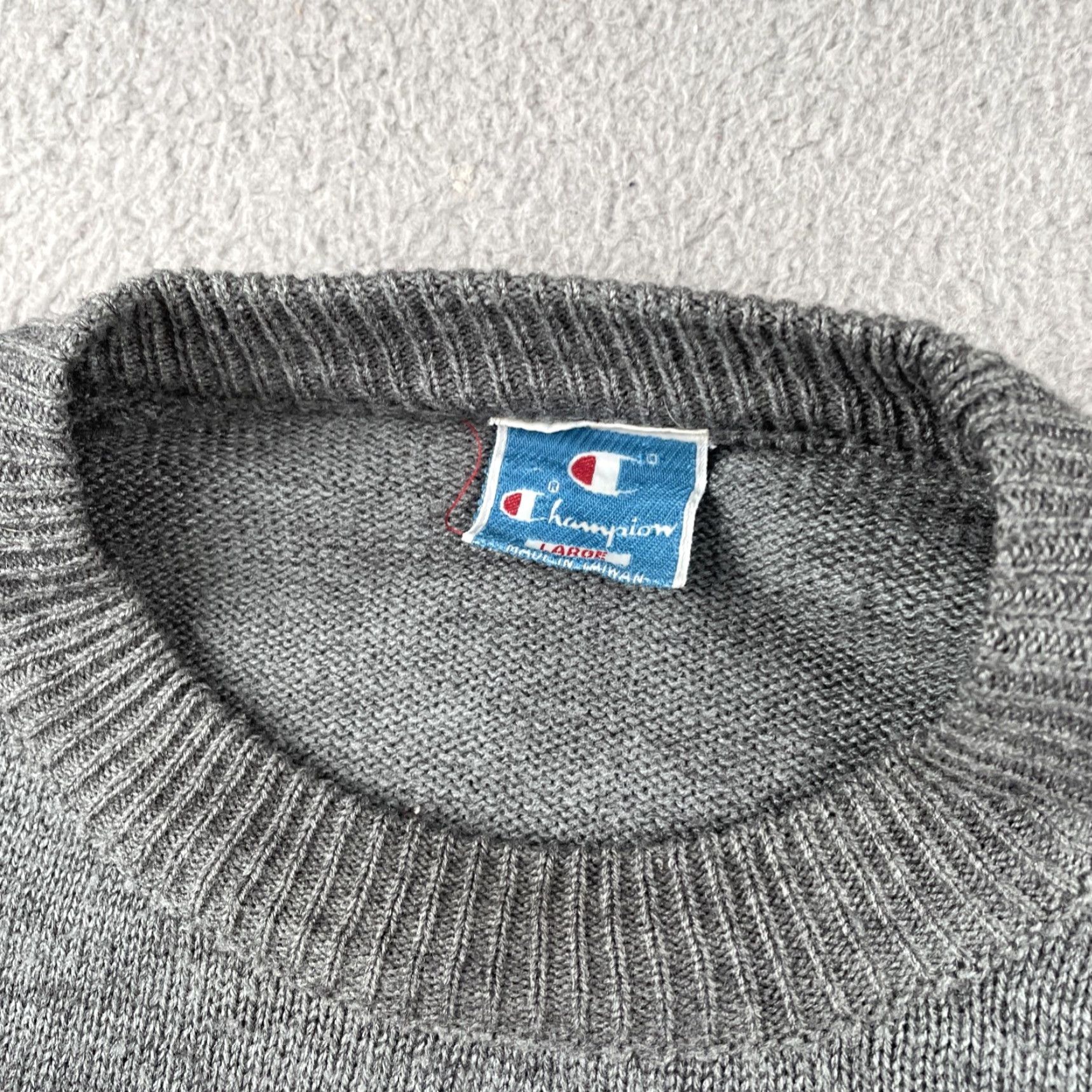 Champion VINTAGE Champion Knit Sweater Large Storm Gray Nylon Glorieta Pullover Mens 90s Classic Size US L / EU 52-54 / 3 - 3 Thumbnail