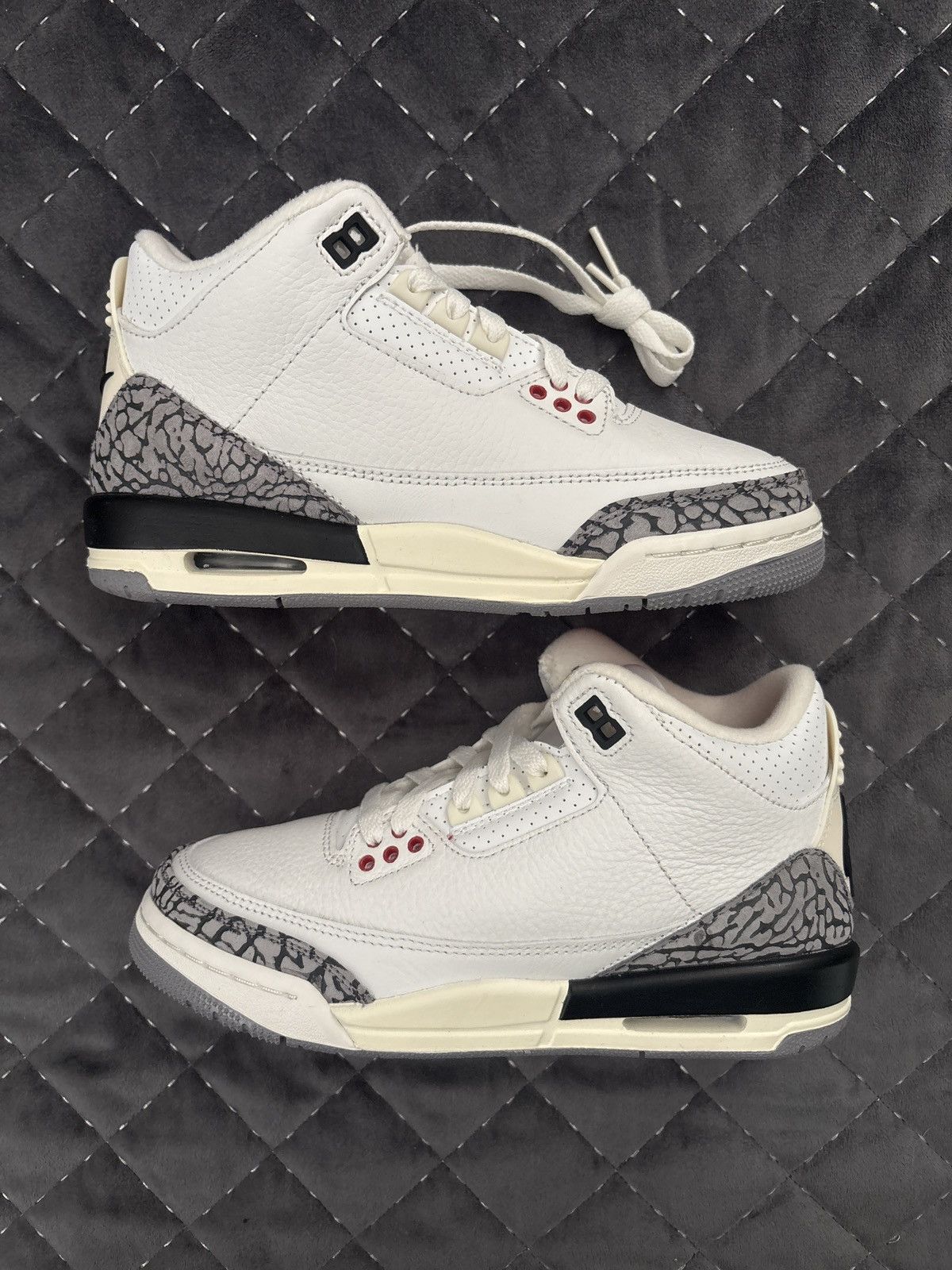 Jordan Brand AIR JORDAN 3 RETRO “White Cement” 2023 Size US 5.5 / IT 35.5 - 1 Thumbnail