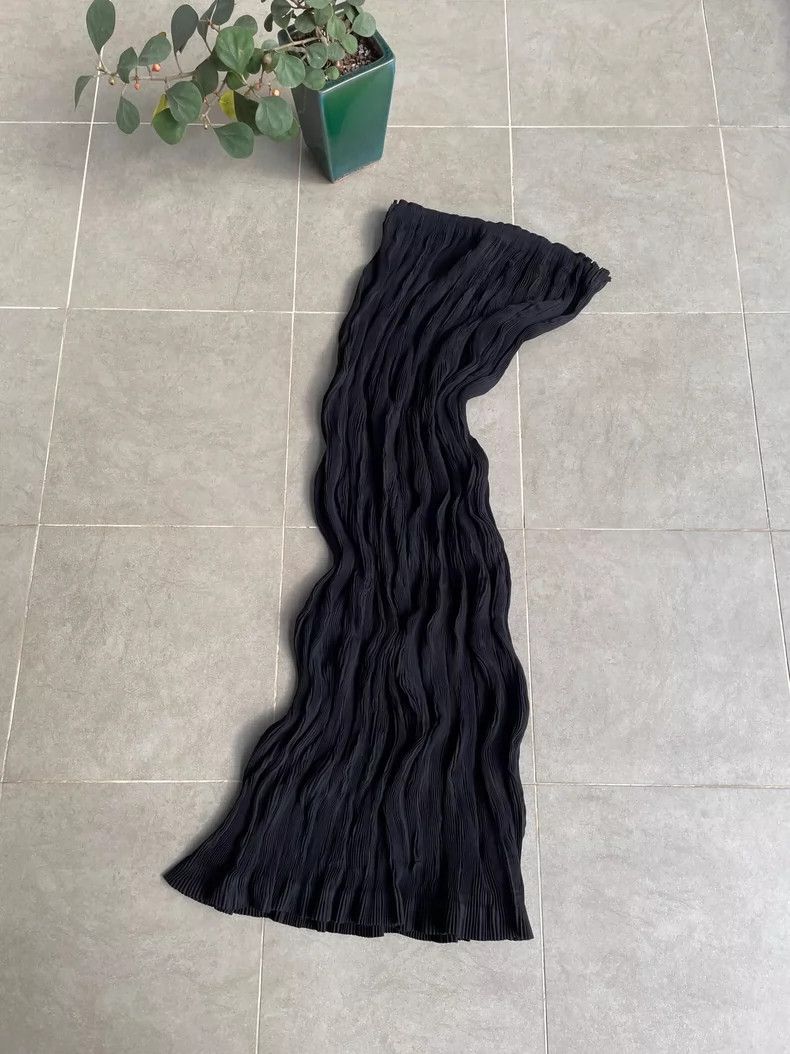Issey Miyake Issey Miyake size:2 Black main line twisted pleated skirt Size 31" - 4 Thumbnail
