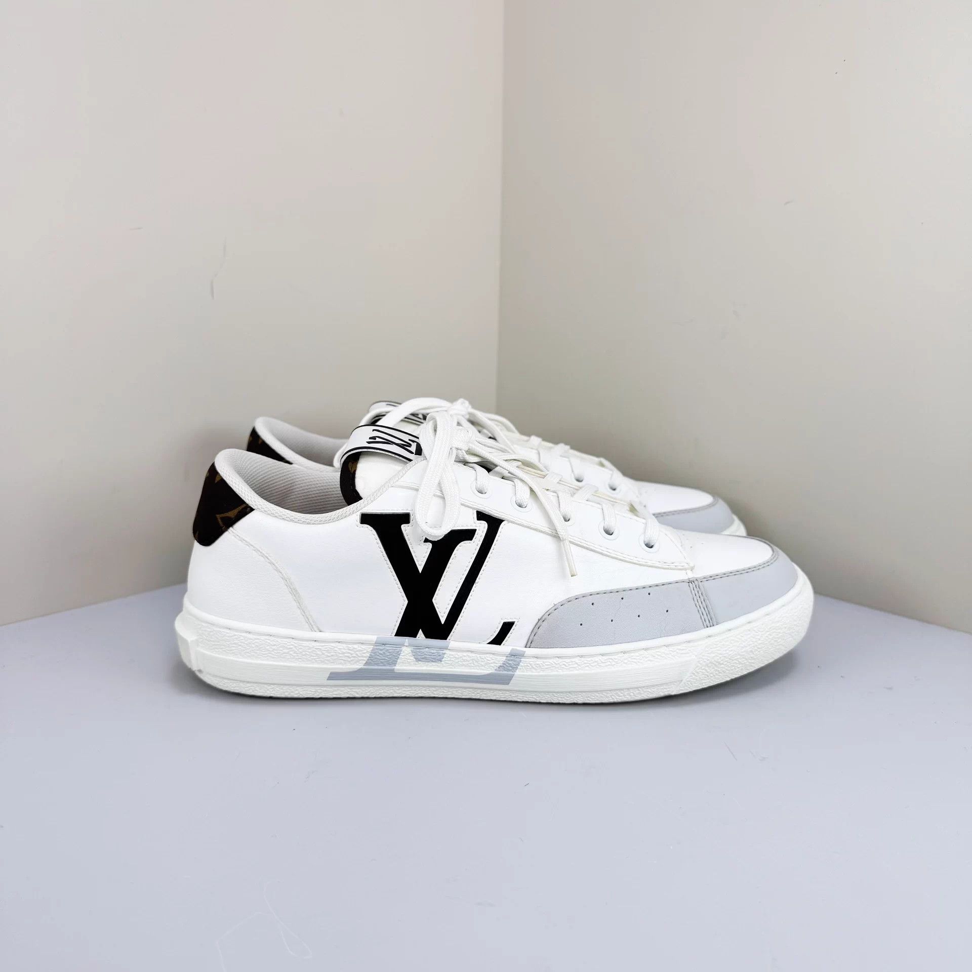 Louis Vuitton LV Charlie Monogram Sneakers 6.5 US 98 New Size US 6.5 / IT 36.5 - 4 Thumbnail