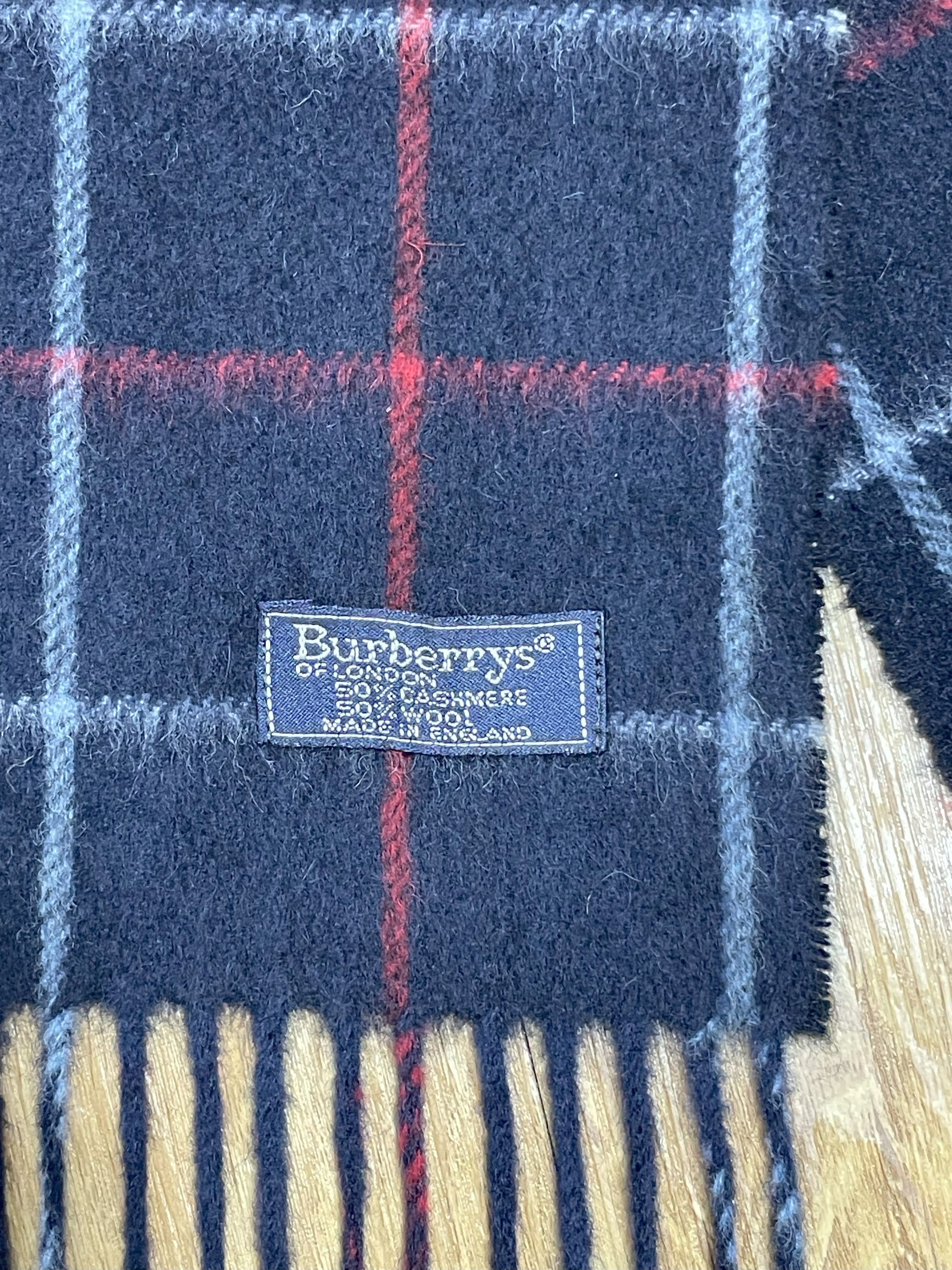 Burberry Burberrys Scarf / Muffler - 6154 Size ONE SIZE - 6 Thumbnail