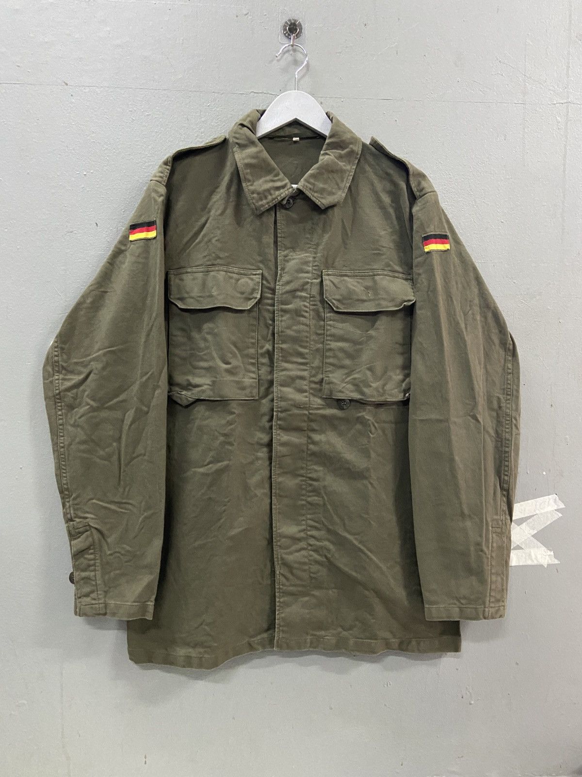 Vintage VINTAGE GERMAN ARMY 1990 MOLESKIN GIELD JACKET Size US L / EU 52-54 / 3 - 1 Thumbnail
