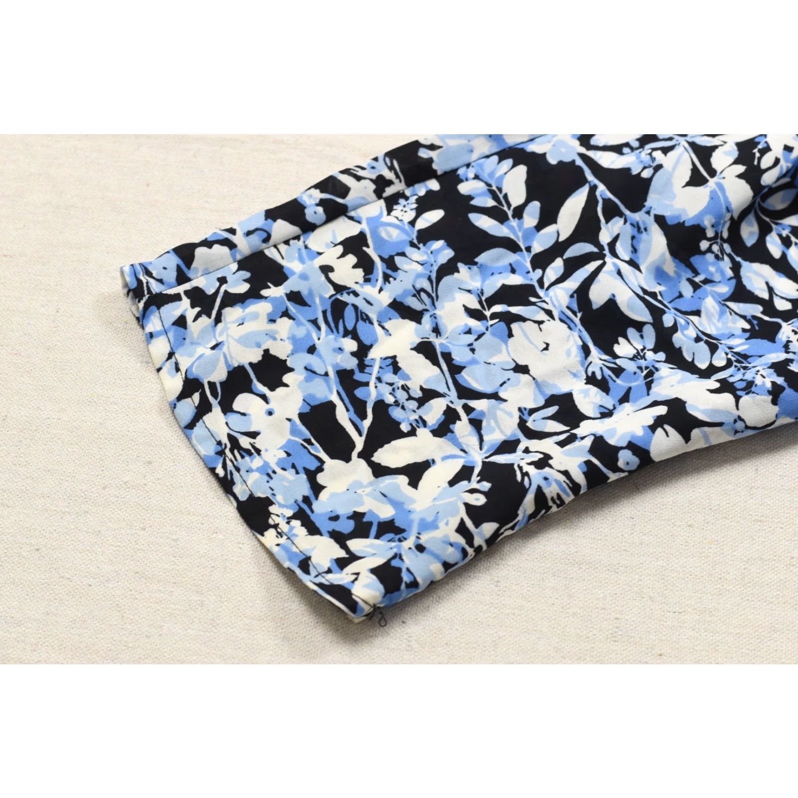 Vintage Lane Bryant Women Blouse Floral Kimono Sleeve Blue White Short Sleeve V-Neck Open Front Plus Size 22/24 Polyester Casual Spring Summer Fall Womens Size 4XL / US 24-26 - 7 Thumbnail