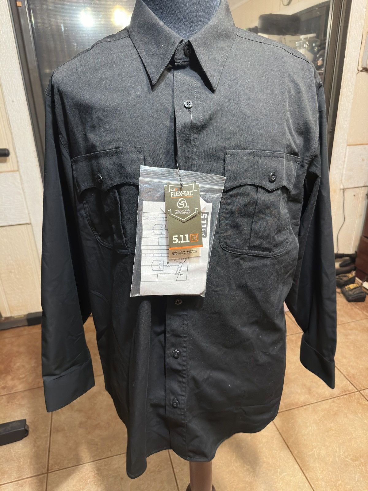 5.11 New 5.11 Tactical Men's XL Black Long Sleeve Zipper Flex-Tac Size US XL / EU 56 / 4 - 1 Thumbnail