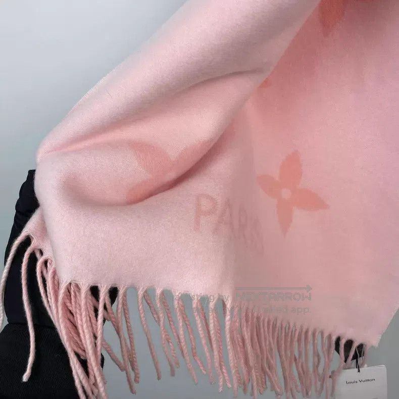 Louis Vuitton Louis Vuitton Cashmere scarf Size ONE SIZE - 3 Thumbnail