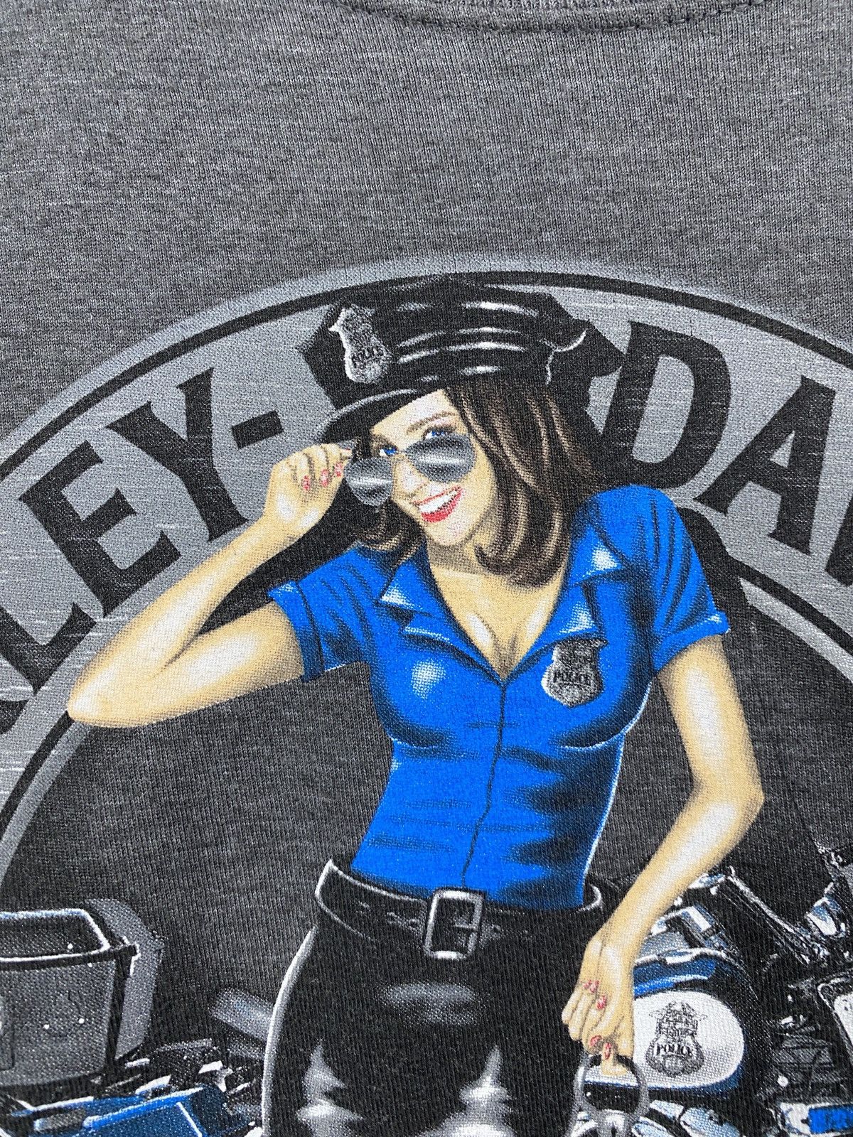 Harley Davidson 🇨🇭Vintage Y2K Harley Davidson Police Sexy Girl Choppers Tee Size US L / EU 52-54 / 3 - 7 Thumbnail