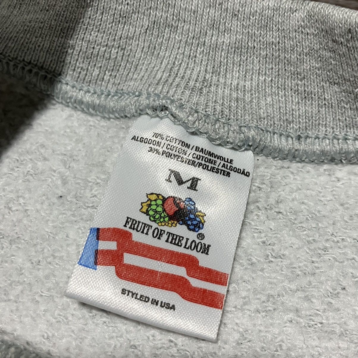 Fruit Of The Loom Vintage 90s FRUIT OF THE LOOM Logo Embroidery Sweatshirt Size US M / EU 48-50 / 2 - 5 Thumbnail
