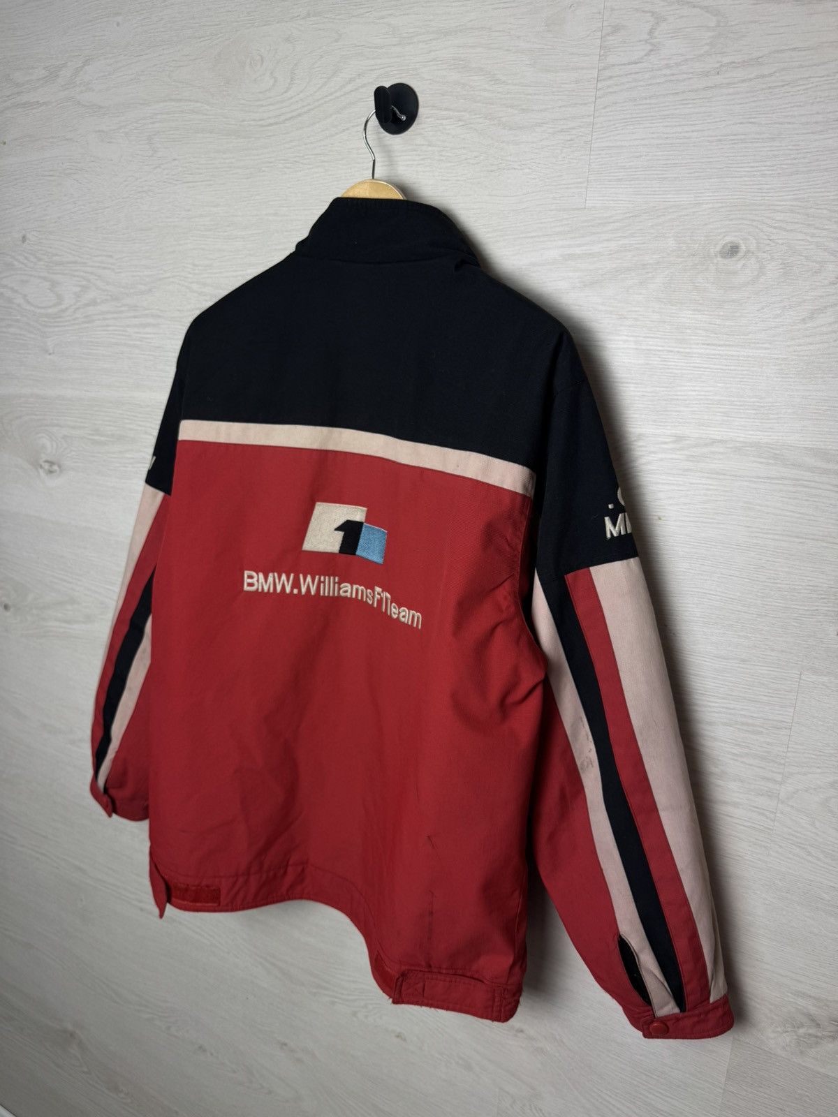 BMW BMW Williams Racing F1 Formula Uno Jacket Red Vintage Size US L / EU 52-54 / 3 - 20 Thumbnail