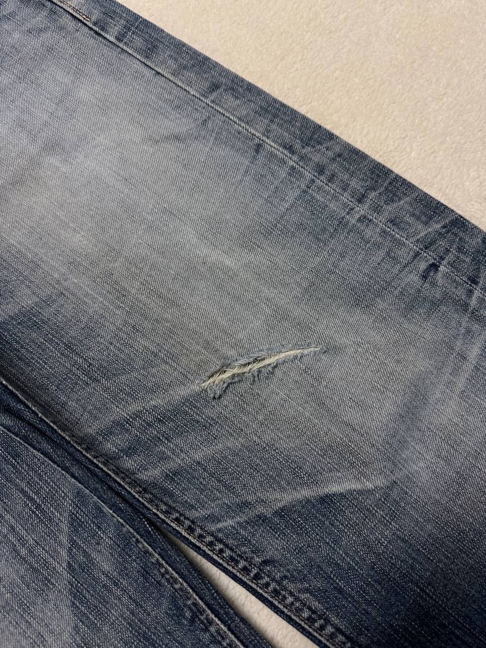 Japanese Brand THRASHED 90s Edwin Sick Faded Distressed Twist Leg Blue Jean Size US 32 / EU 48 - 10 Thumbnail