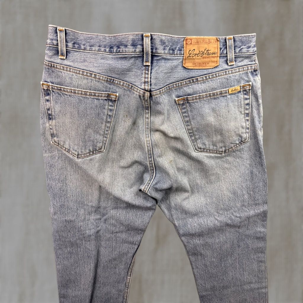 Vintage VINTAGE Levi Strauss Signature Regular Fit Jeans Mens Light Wash Blue Denim 36x32 Size US 36 / EU 52 - 1 Thumbnail