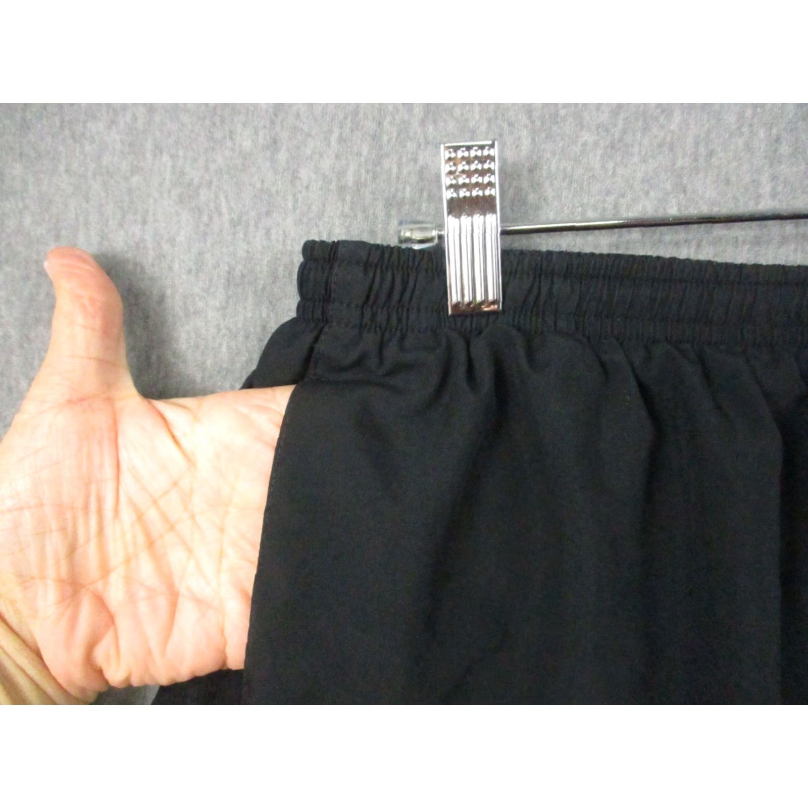 Nike Nike Running Shorts XL Men Black Lined Pockets EUC Size US 36 / EU 52 - 3 Thumbnail